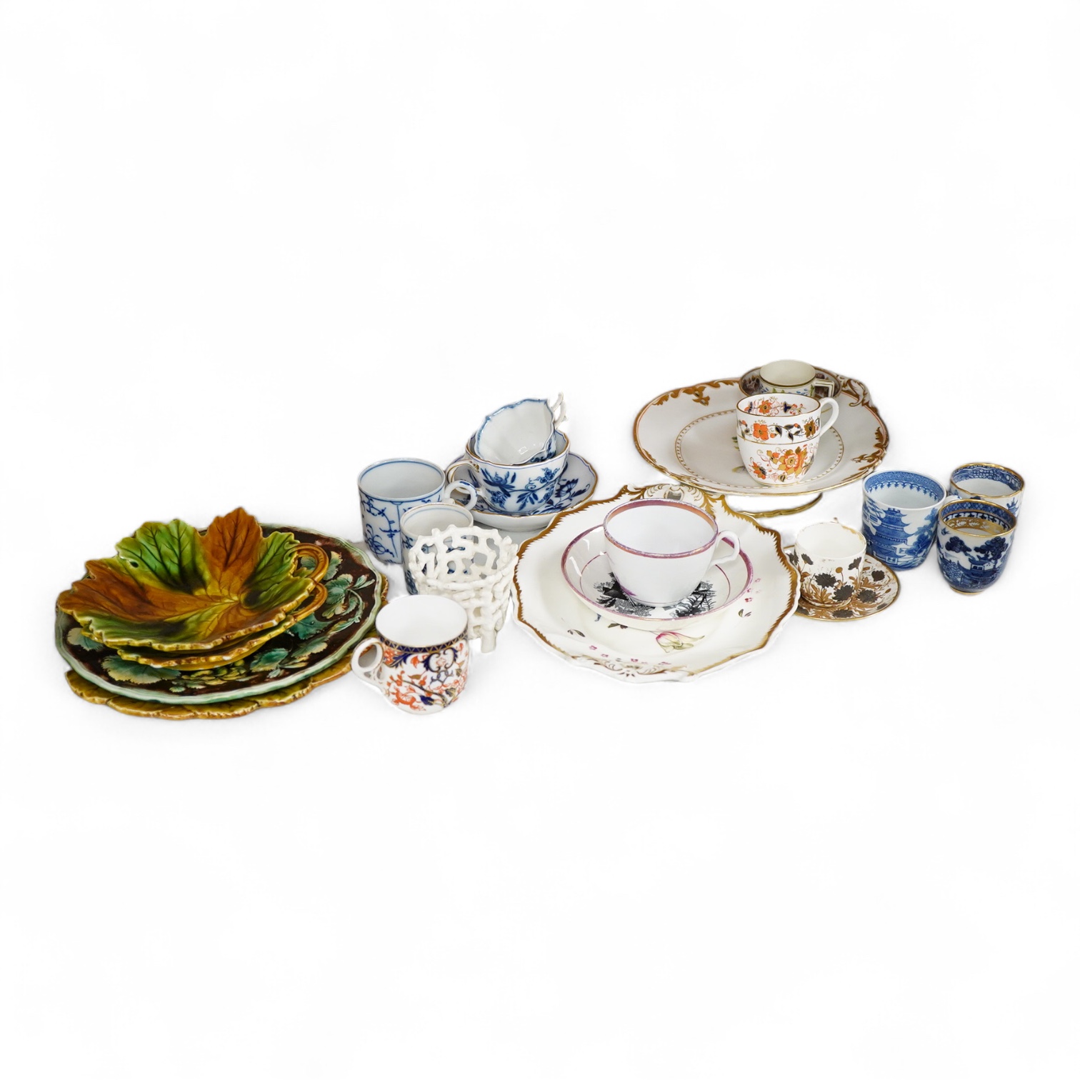A quantity of 19th and 20th century mixed Continental china and porcelain, largest a comport 25.5cm wide.